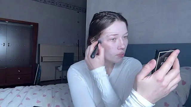 eva varnerr online show from 19, 2, 2026