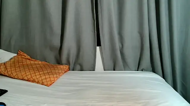 EROTIC BARBIE28 online show from 9, 4, 2026