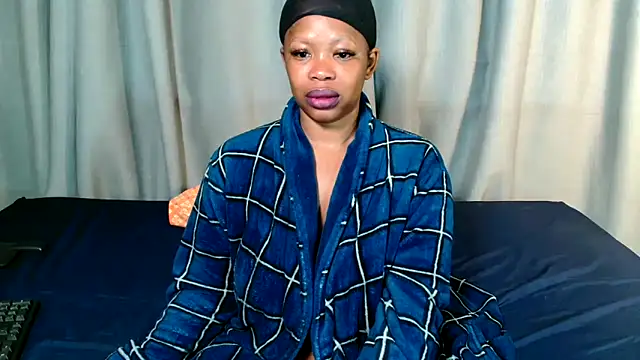 EROTIC BARBIE28 online show from 10, 3, 2026