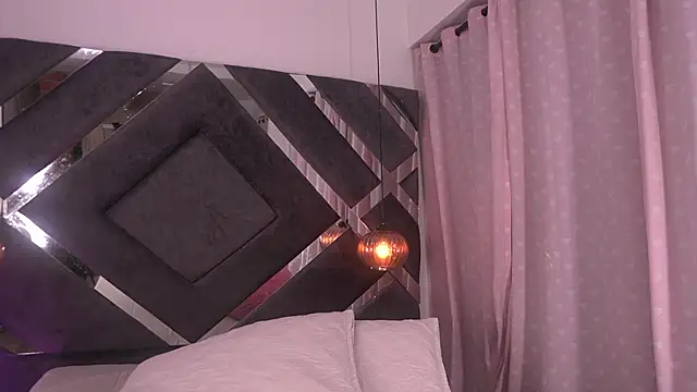 sam lewins online show from 23, 9, 2025