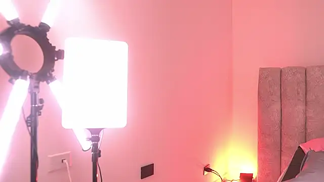 sam lewins online show from 7, 11, 2025