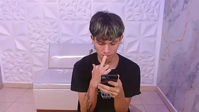 andy dan18 online show from 18, 3, 2026