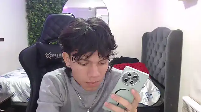 andy dan18 online show from 10, 3, 2025