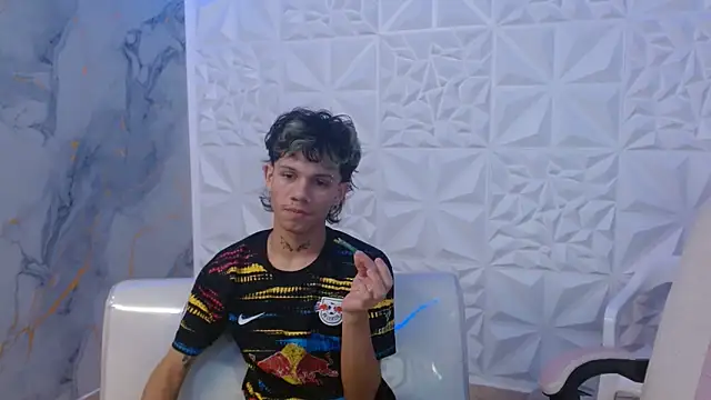 andy dan18 online show from 15, 4, 2026