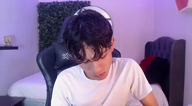 andy dan18 online show from 26, 2, 2025