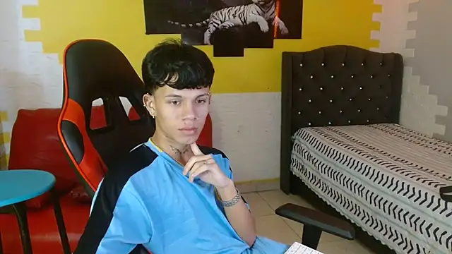 andy dan18 online show from 4, 11, 2025