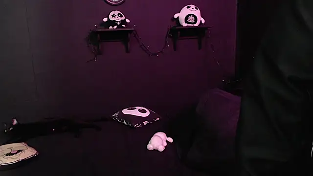 rousstattoo online show from 3, 10, 2025