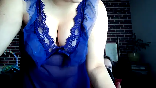 Heleneecesmecs2 online show from 21, 9, 2025