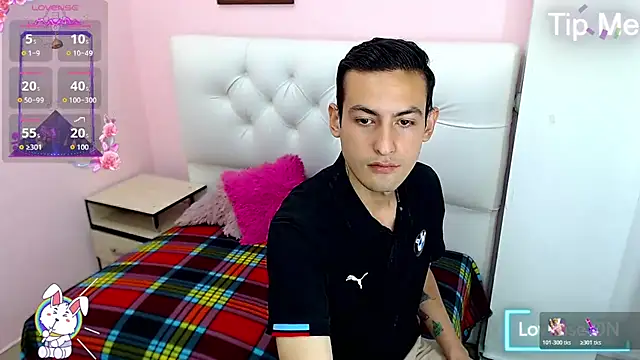 Snapshot of x_daviid_x chatting on 25, 11, 2025 x daviid x online show from 25, 11, 2025