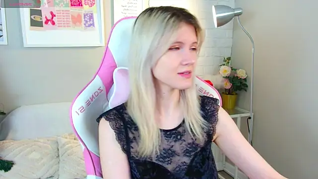 NellieLoyns online show from 14, 1, 2026