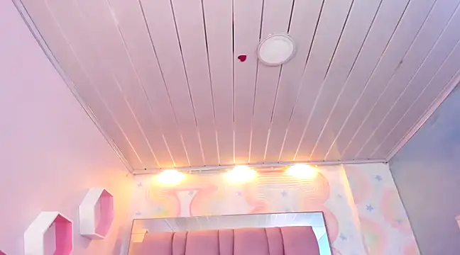 Snapshot of nairea_angels chatting on 15, 2, 2025 nairea angels online show from 15, 2, 2025