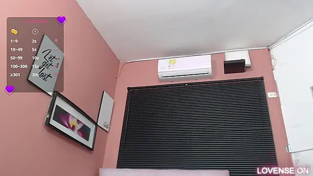 MommyHelpsmee online show from 8, 3, 2025