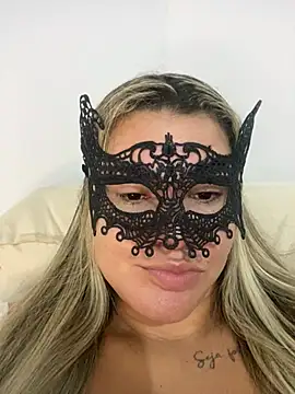 Casadadelicia26 online show from 5, 3, 2026