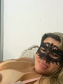 Casadadelicia26 online show from 7, 3, 2026