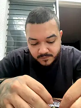 El Titan1998 online show from 2, 12, 2025