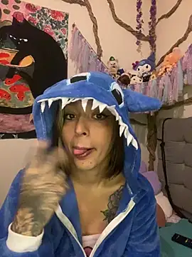 Snapshot of BlueStoneX chatting on 19, 7, 2026 BlueStoneX online show from 19, 7, 2026