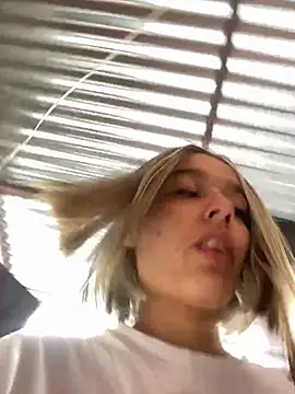 Snapshot of BlueStoneX chatting on 22, 2, 2026 BlueStoneX online show from 22, 2, 2026