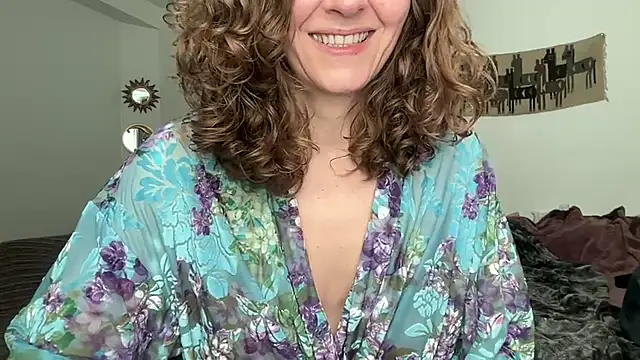 leahsparkles online show from 31, 3, 2026