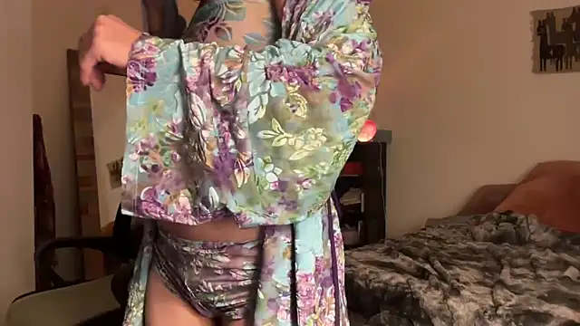 leahsparkles online show from 28, 10, 2025