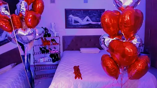 Oliva Candy online show from 13, 2, 2025