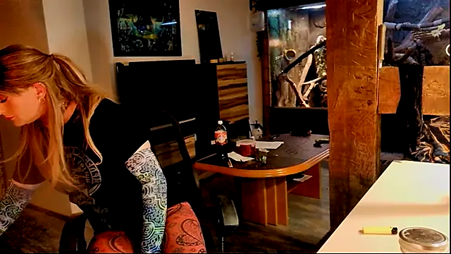 DYasmin69 online show from 24, 10, 2025