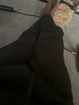 Cocaineandweed45 online show from 17, 11, 2025