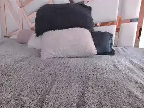 GabrielaFerrer02 online show from 15, 3, 2025