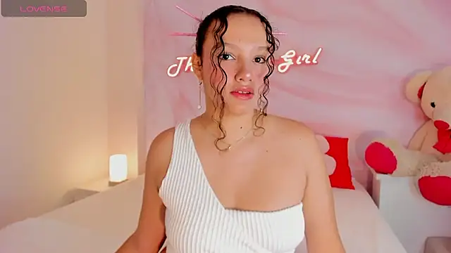 LucyLovelyy online show from 15, 9, 2025