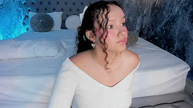 LucyLovelyy online show from 16, 3, 2025