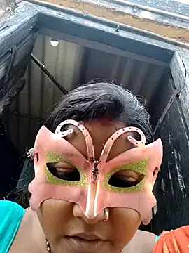 Snapshot of sweet_suman chatting on 17, 11, 2025 sweet suman online show from 17, 11, 2025