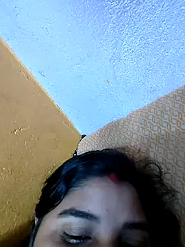 Snapshot of sweet_suman chatting on 11, 11, 2025 sweet suman online show from 11, 11, 2025