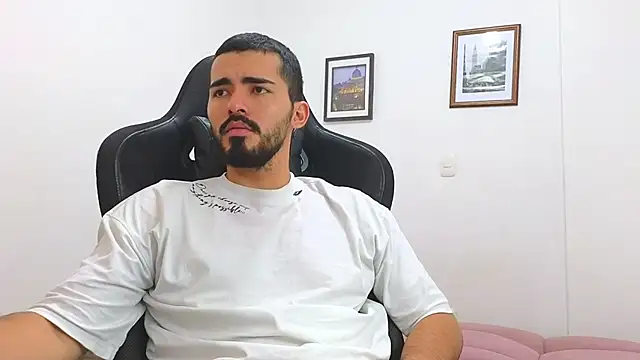 Massimoo 07 online show from 21, 3, 2025