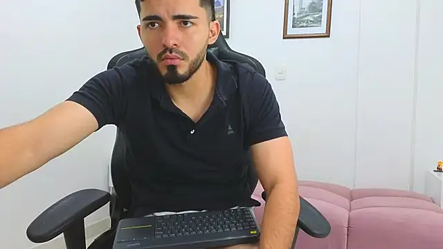 Massimoo 07 online show from 15, 2, 2025