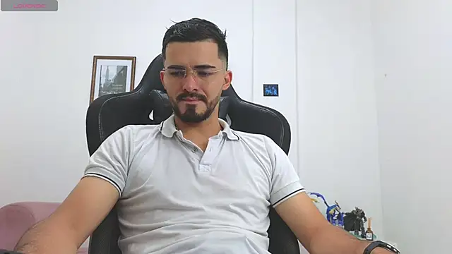 Massimoo 07 online show from 6, 11, 2025