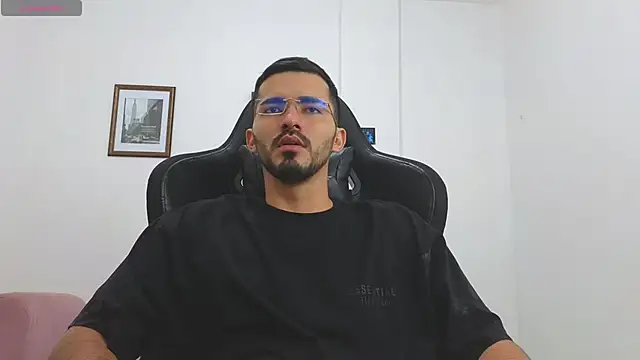 Massimoo 07 online show from 27, 10, 2025