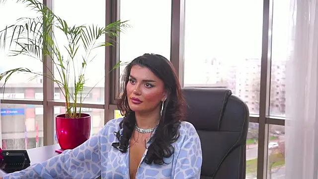 Snapshot of myakalifa chatting on 17, 3, 2025 myakalifa online show from 17, 3, 2025