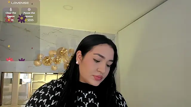 stefany duque1  online show from 22, 3, 2025