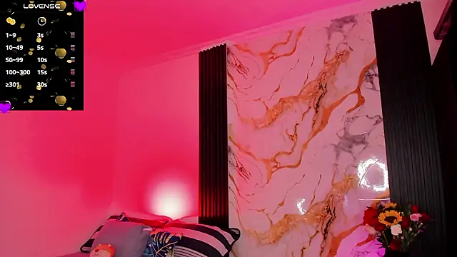 stefany duque1  online show from 15, 2, 2026