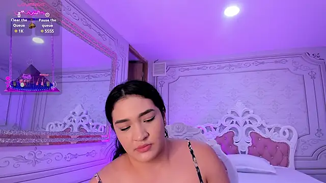 stefany duque1  online show from 21, 2, 2025