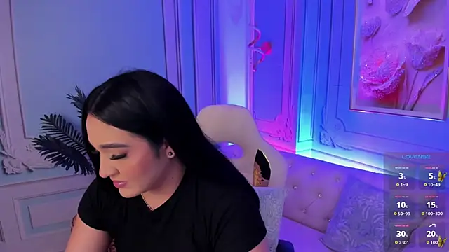 stefany duque1  online show from 28, 10, 2025