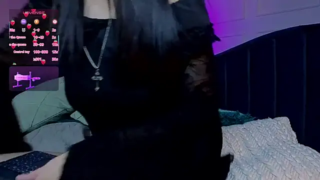 Snapshot of Abbydreams_ chatting on 10, 7, 2026 Abbydreams online show from 10, 7, 2026