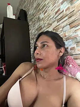 Ebonyxprincess  online show from 10, 7, 2026