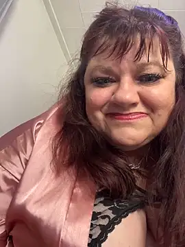 Luciouslouise72xh online show from 11, 9, 2025