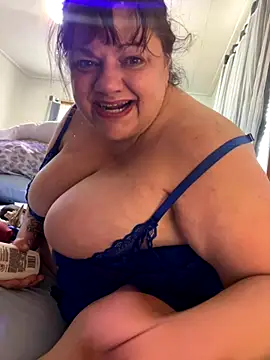 Luciouslouise72xh online show from 3, 10, 2025