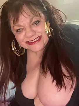 Snapshot of Luciouslouise72@xh chatting on 2, 3, 2026 Luciouslouise72xh online show from 2, 3, 2026