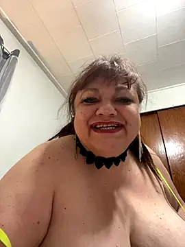 Luciouslouise72xh online show from 10, 9, 2025