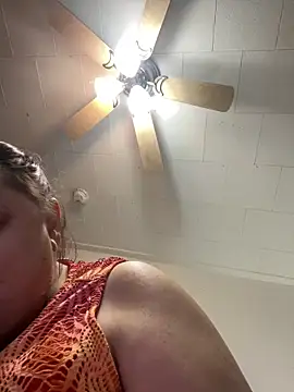 Luciouslouise72xh online show from 7, 1, 2026