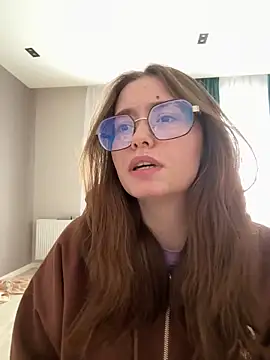 Sabrina shells online show from 17, 4, 2026