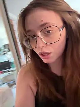 Snapshot of Sabrina_shells chatting on 15, 2, 2026 Sabrina shells online show from 15, 2, 2026