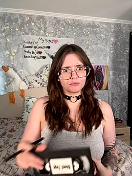 Sabrina shells online show from 4, 10, 2025